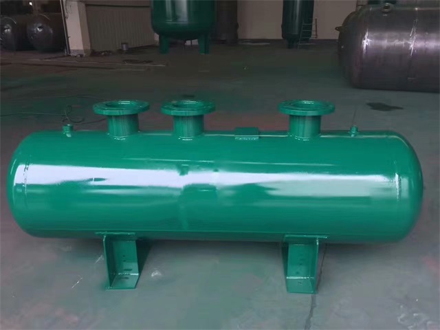 海东海东海东蒸汽分气缸1.jpeg